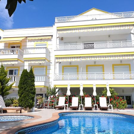 Ioli Garden Apartment ลีเมนาส ภายนอก รูปภาพ