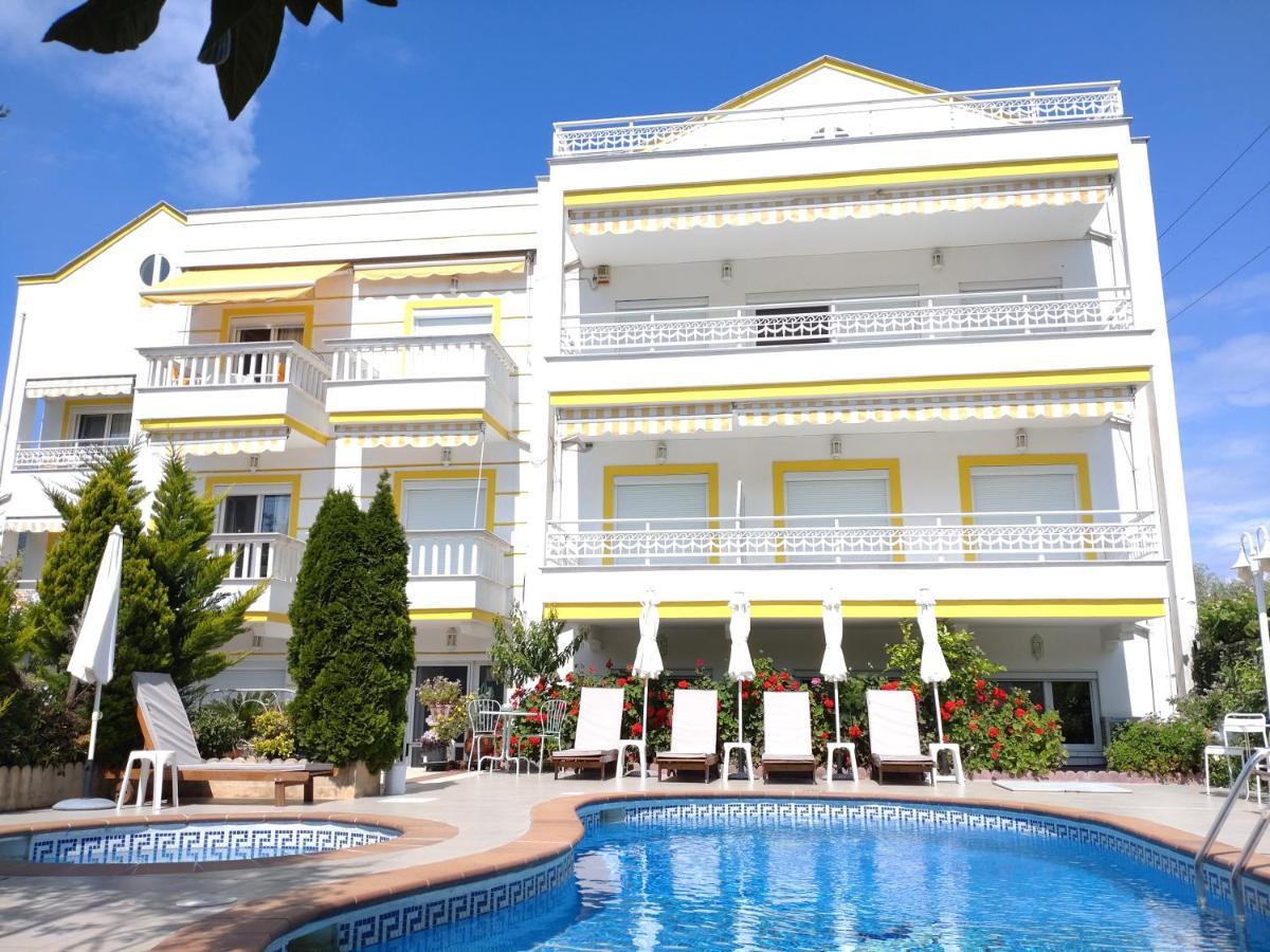 Ioli Garden Apartment ลีเมนาส ภายนอก รูปภาพ