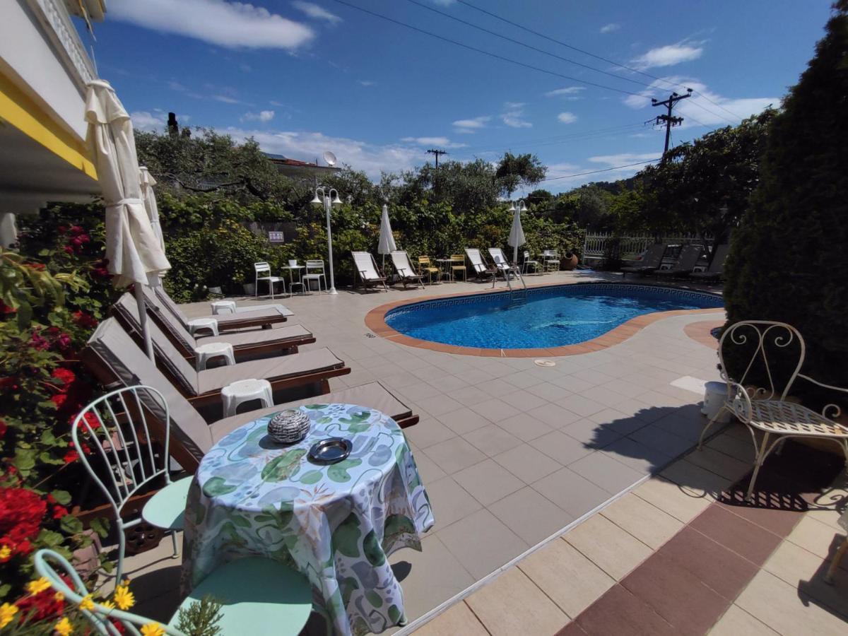 Ioli Garden Apartment ลีเมนาส ภายนอก รูปภาพ