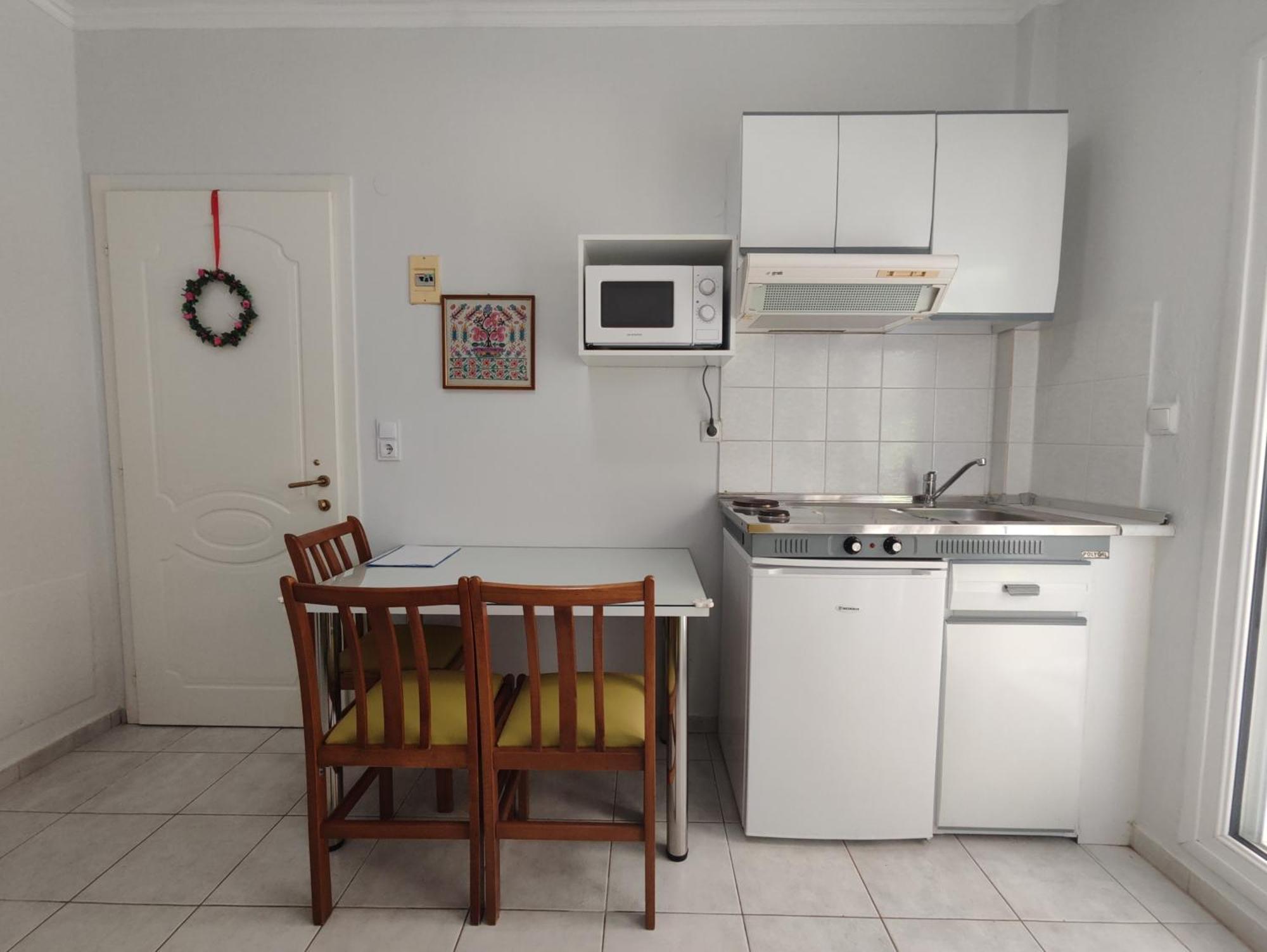 Ioli Garden Apartment ลีเมนาส ภายนอก รูปภาพ